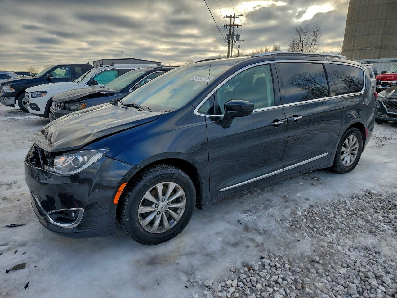 2018 Chrysler Pacifica Touring L Plus