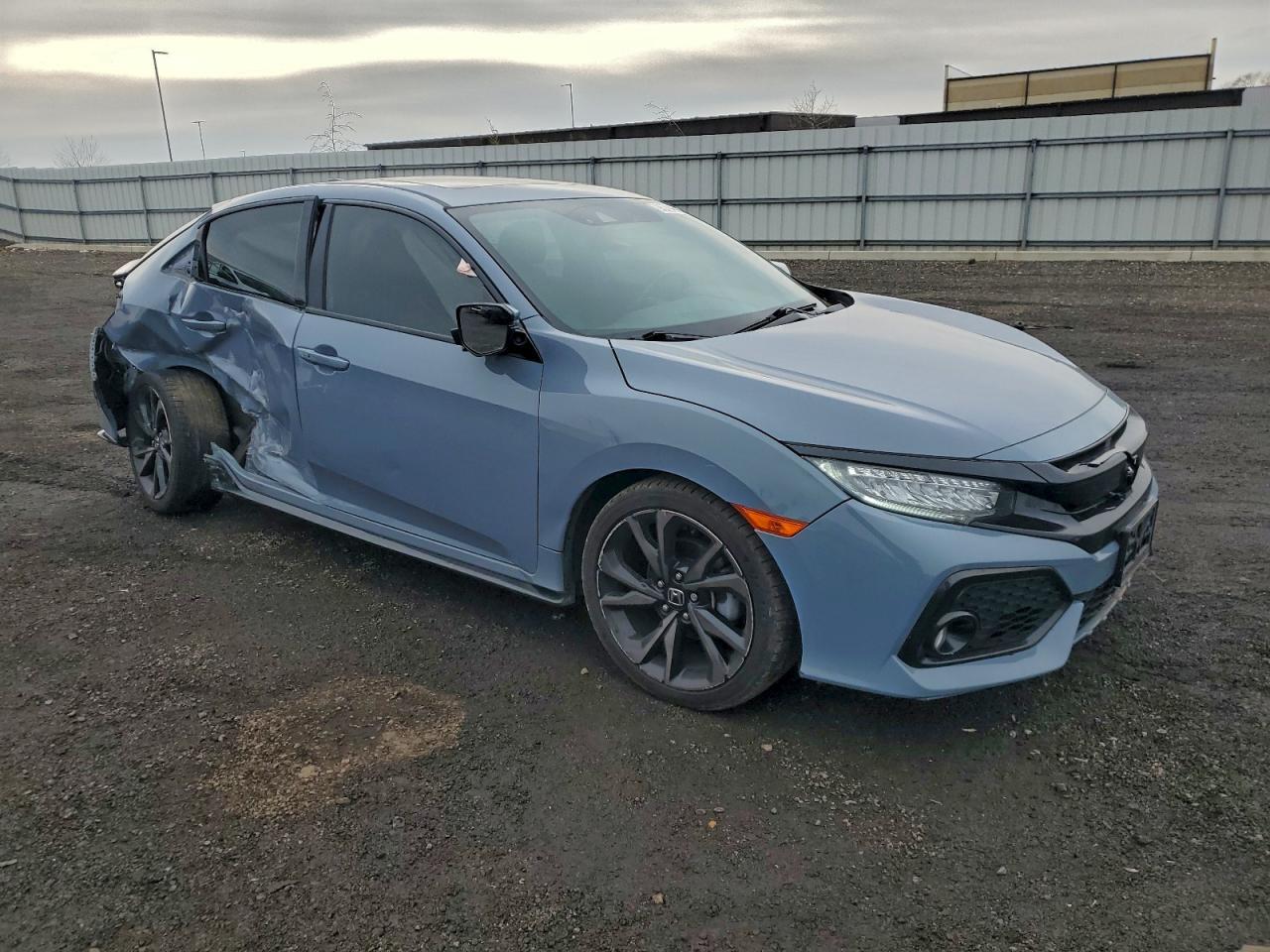 2019 Honda Civic Sport Touring - Фото 4