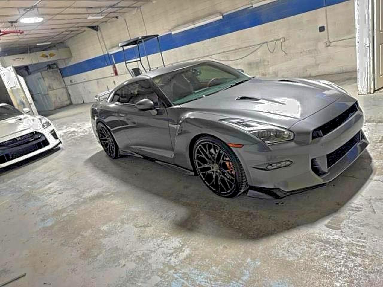 2024 Nissan Gt-R Premium