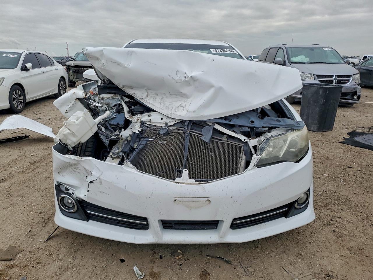 2014 Toyota Camry L - Фото 5