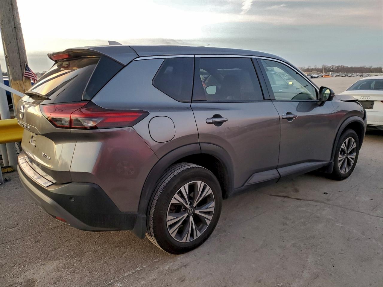 2021 Nissan Rogue Sv - Фото 3