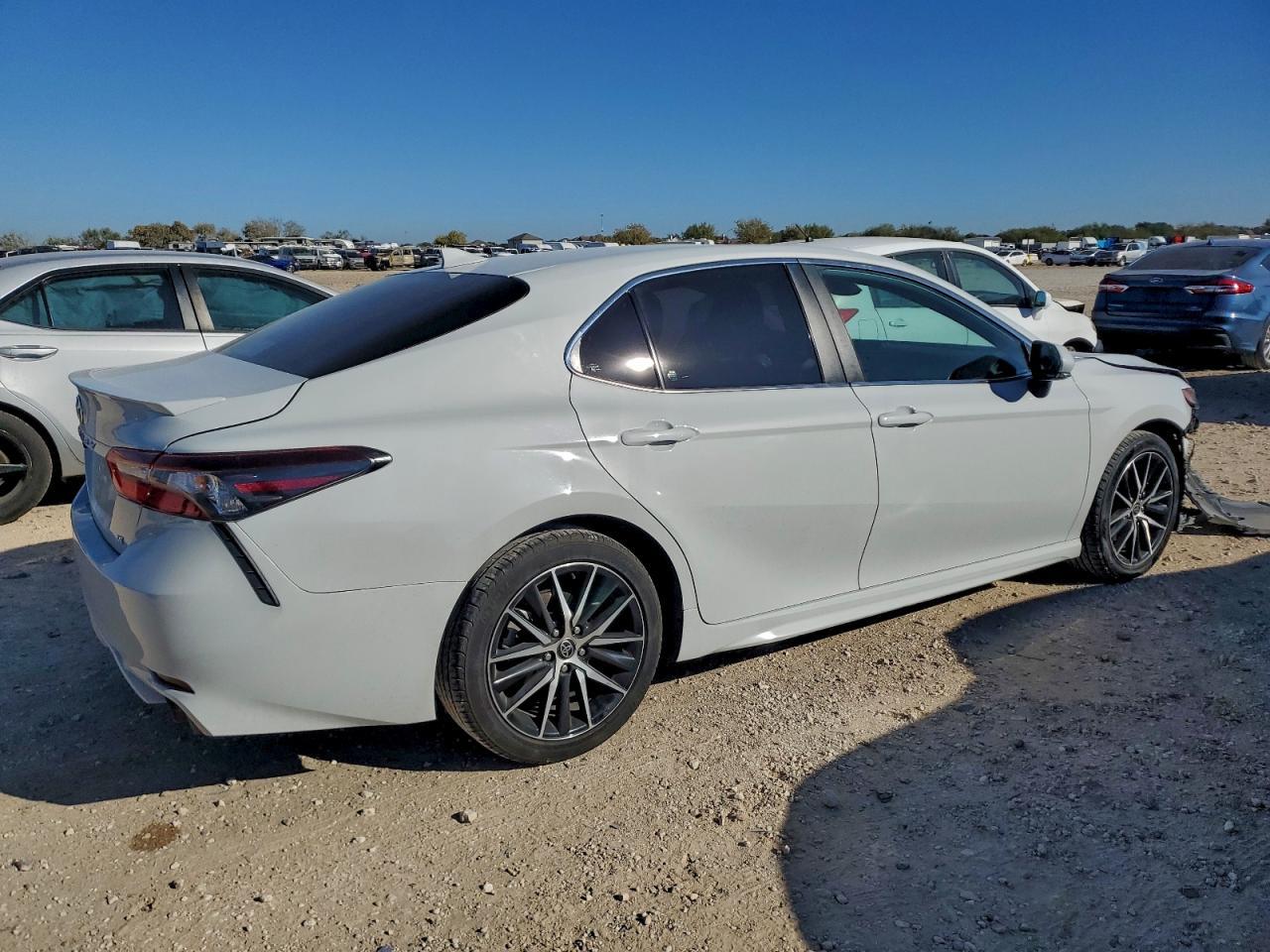 2023 Toyota Camry Se Night Shade - Фото 3