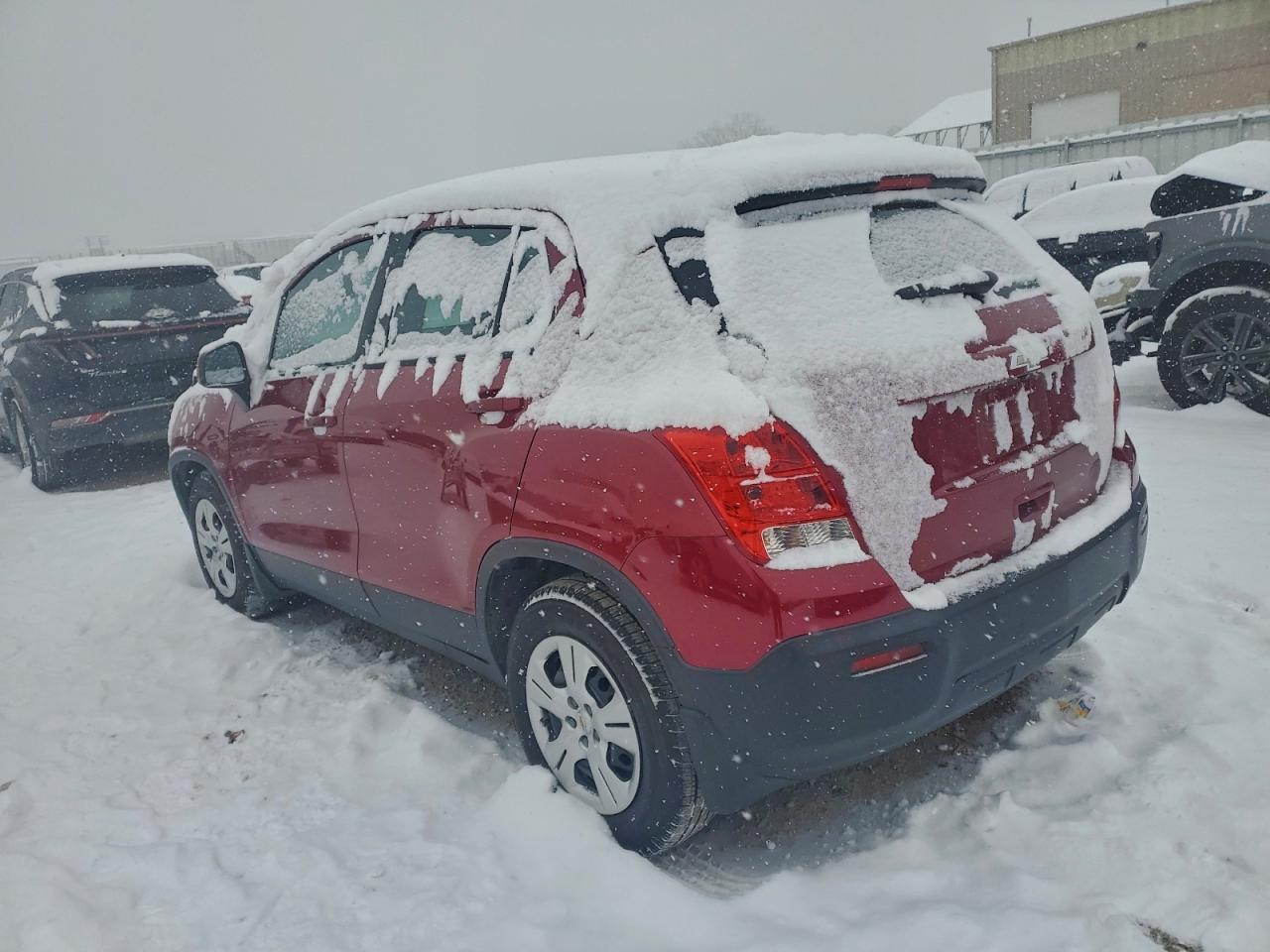 2015 Chevrolet Trax Ls - Image 2