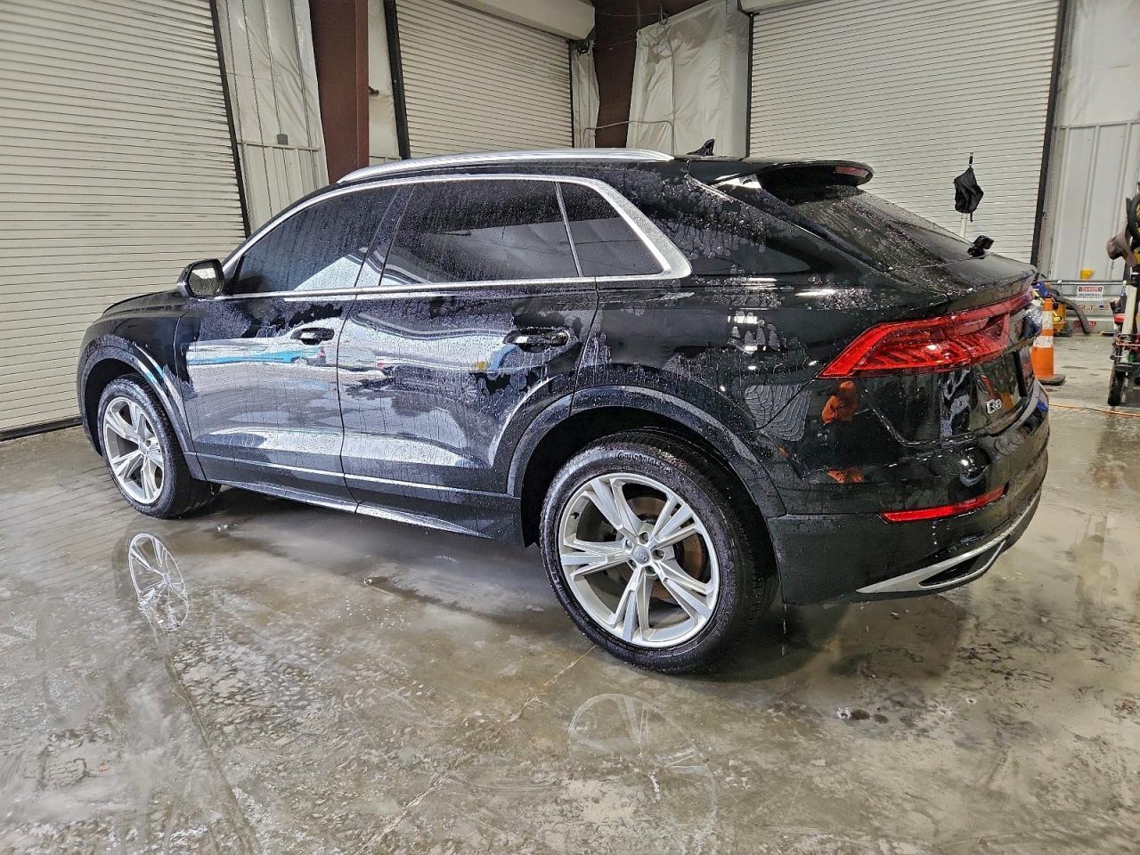 2019 Audi Q8 Premium Plus - Фото 2