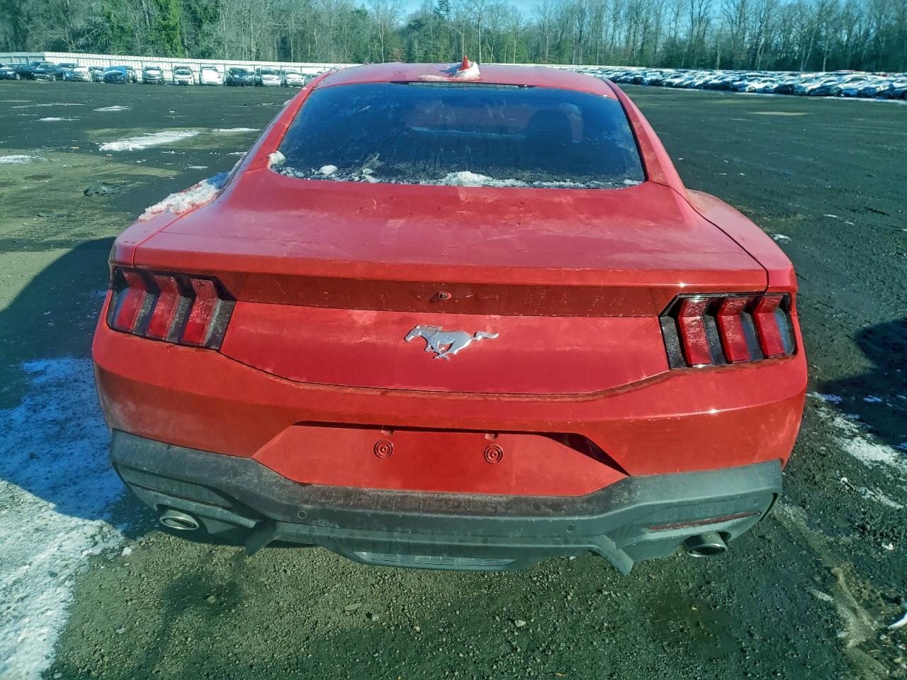 2025 Ford Mustang - Фото 6