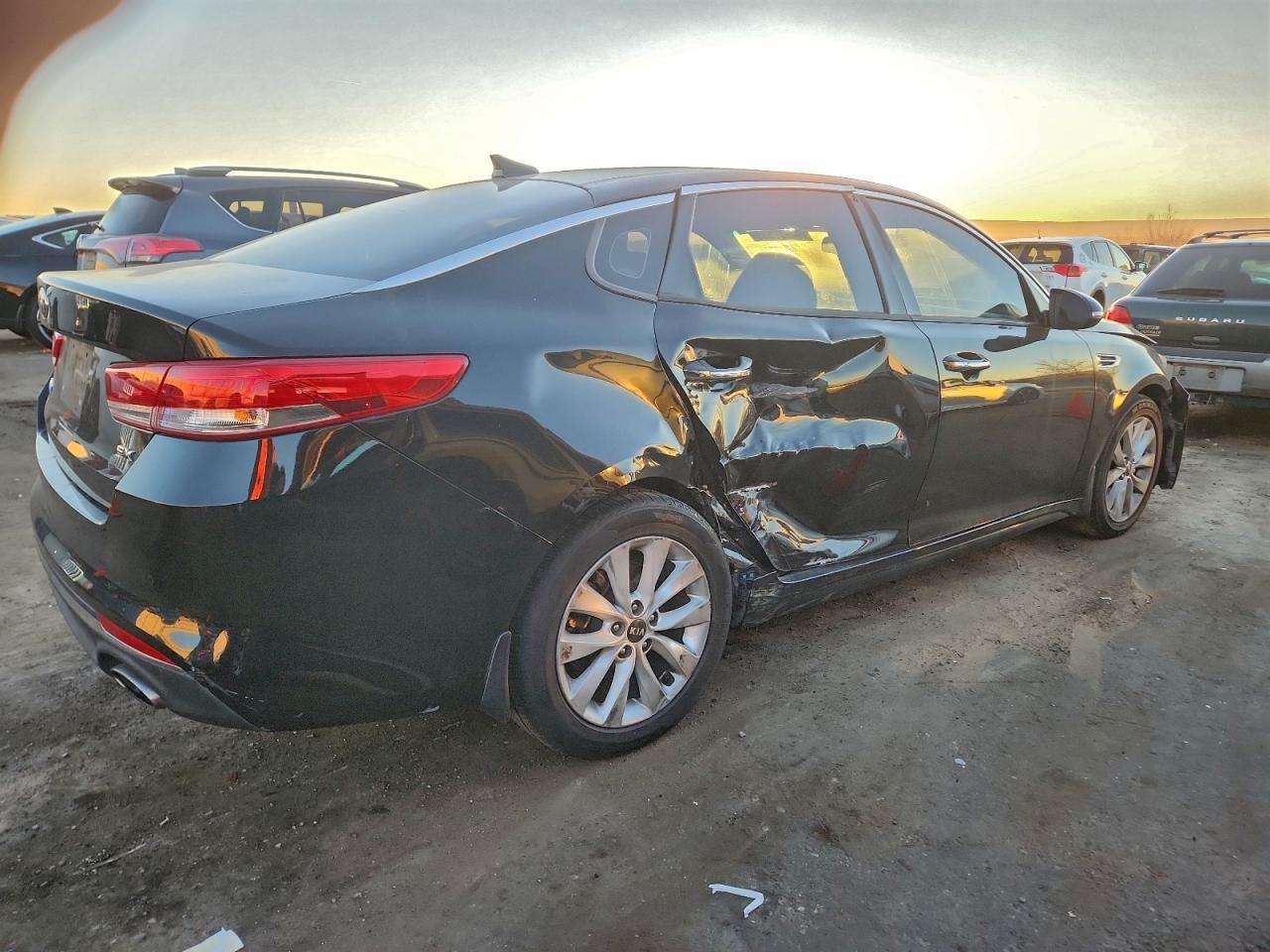 2017 Kia Optima Ex - Фото 3