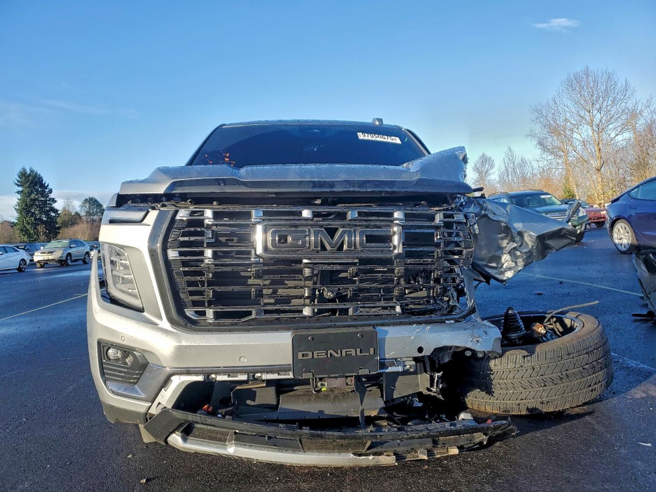 2025 GMC Yukon Denali Ultimate - Image 5