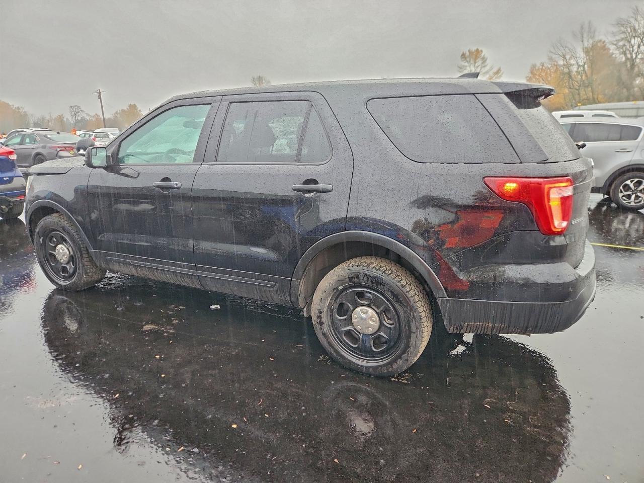2016 Ford Explorer Police Interceptor - Image 2