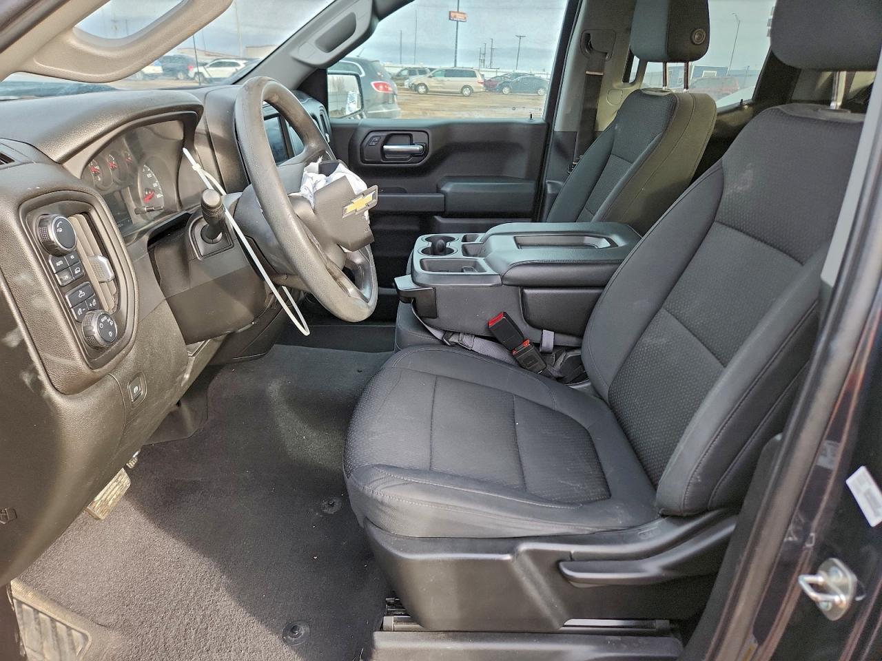 2020 Chevrolet Silverado K1500 Custom - Фото 7