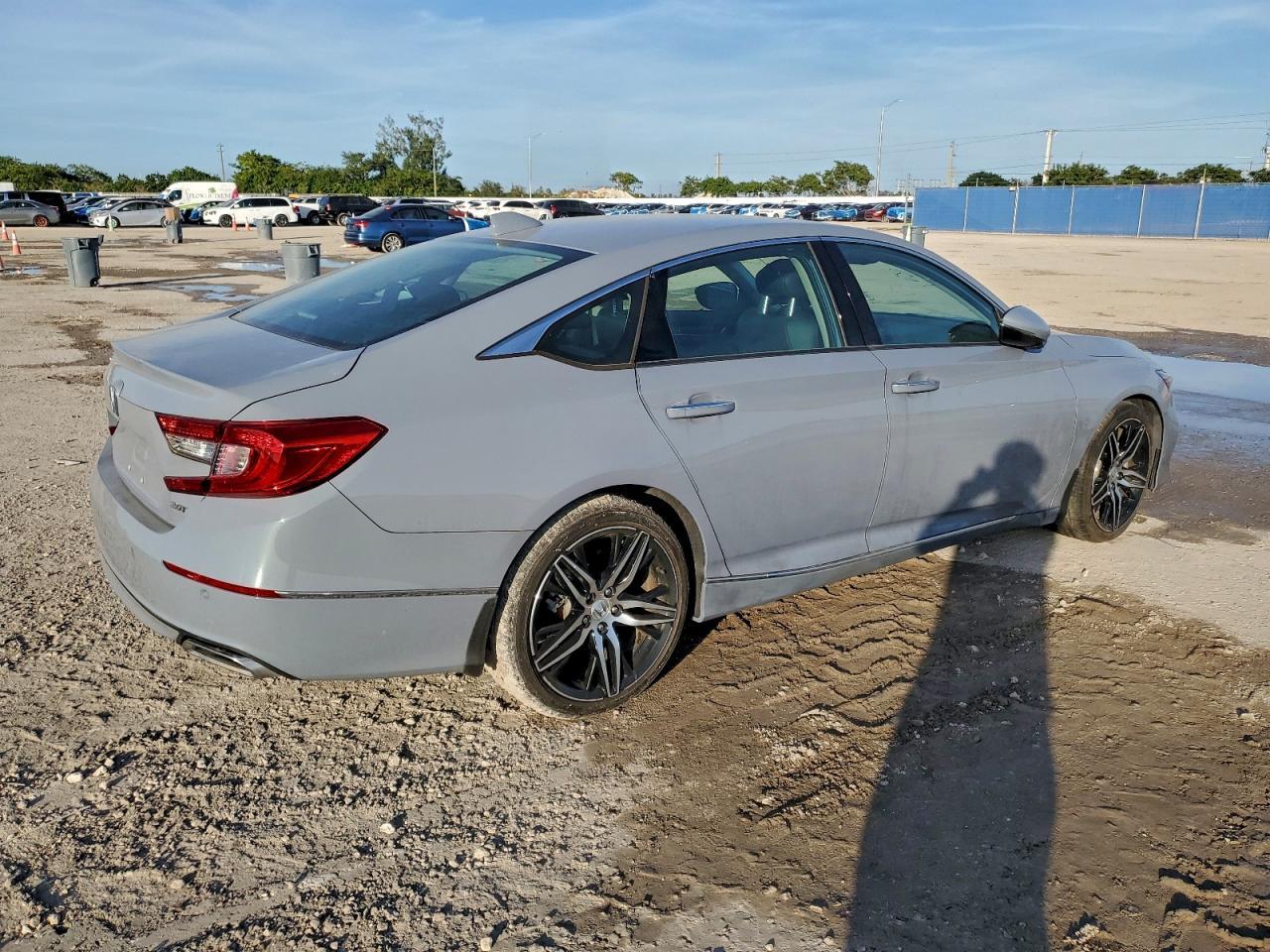 2022 Honda Accord Touring - Фото 3