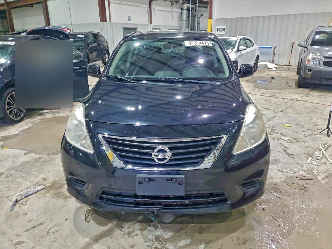 2014 Niss Versa - Фото 5