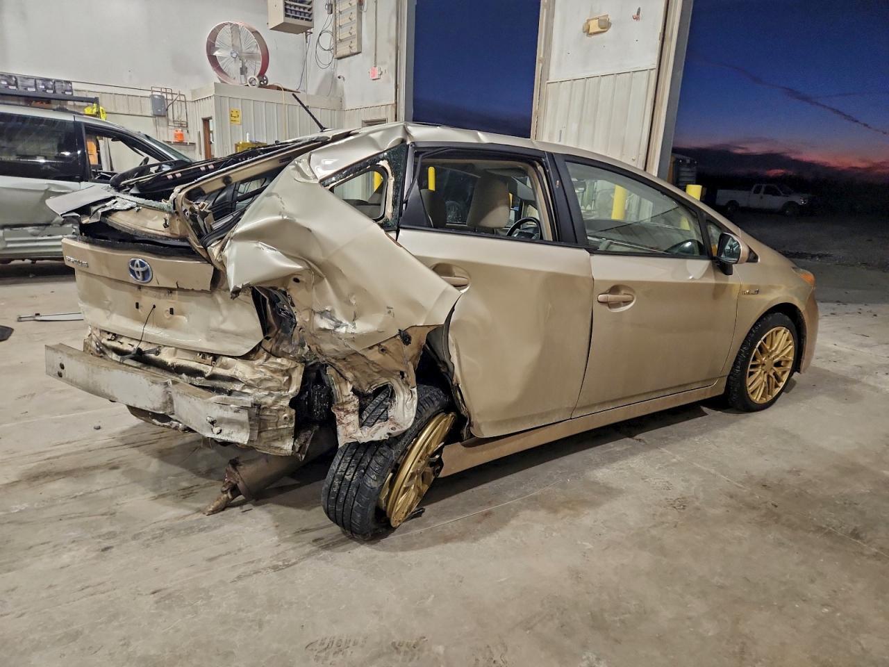 2011 Toyota Prius - Фото 3