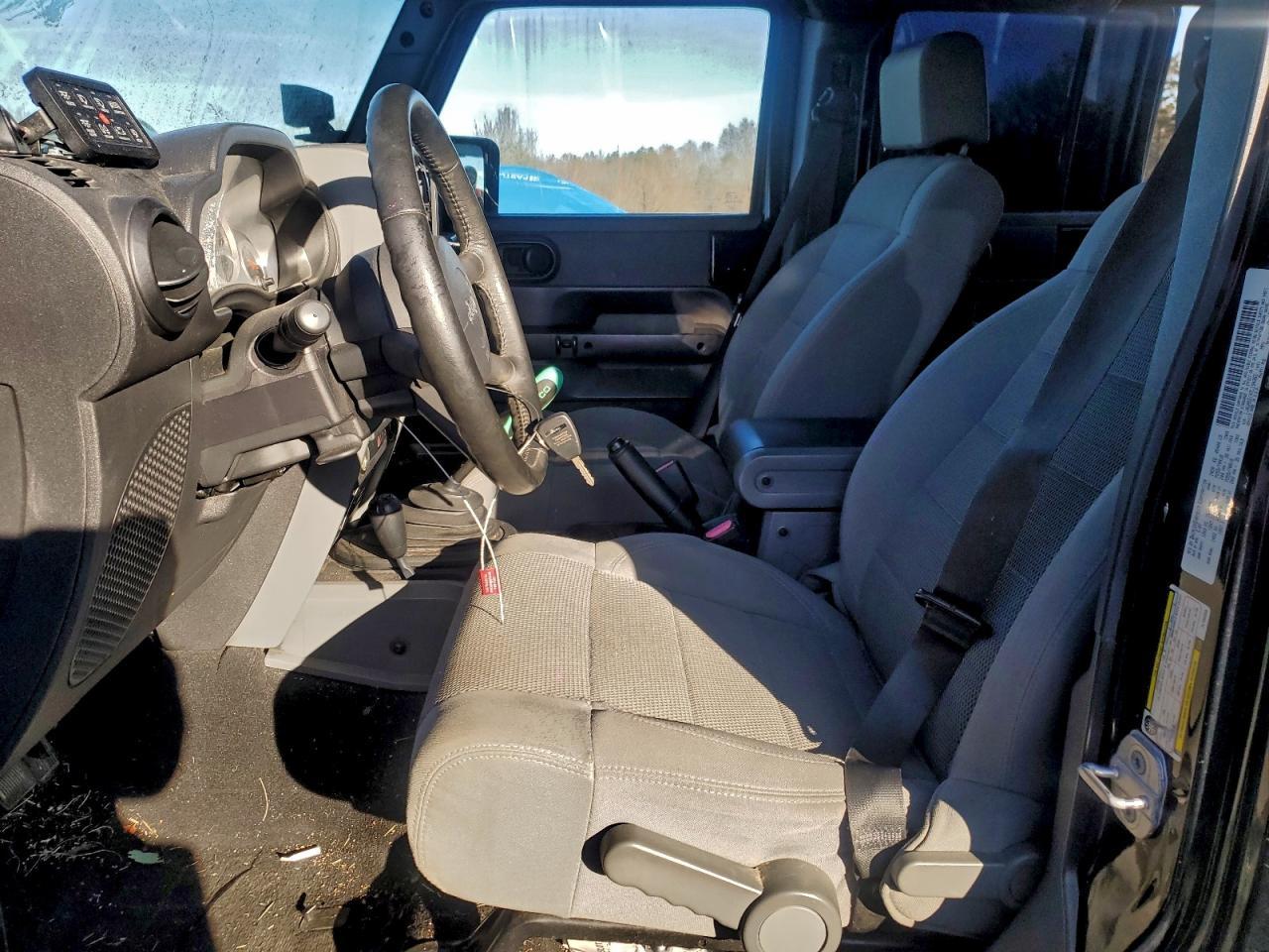 2007 Jeep Wrangler Sahara - Фото 7