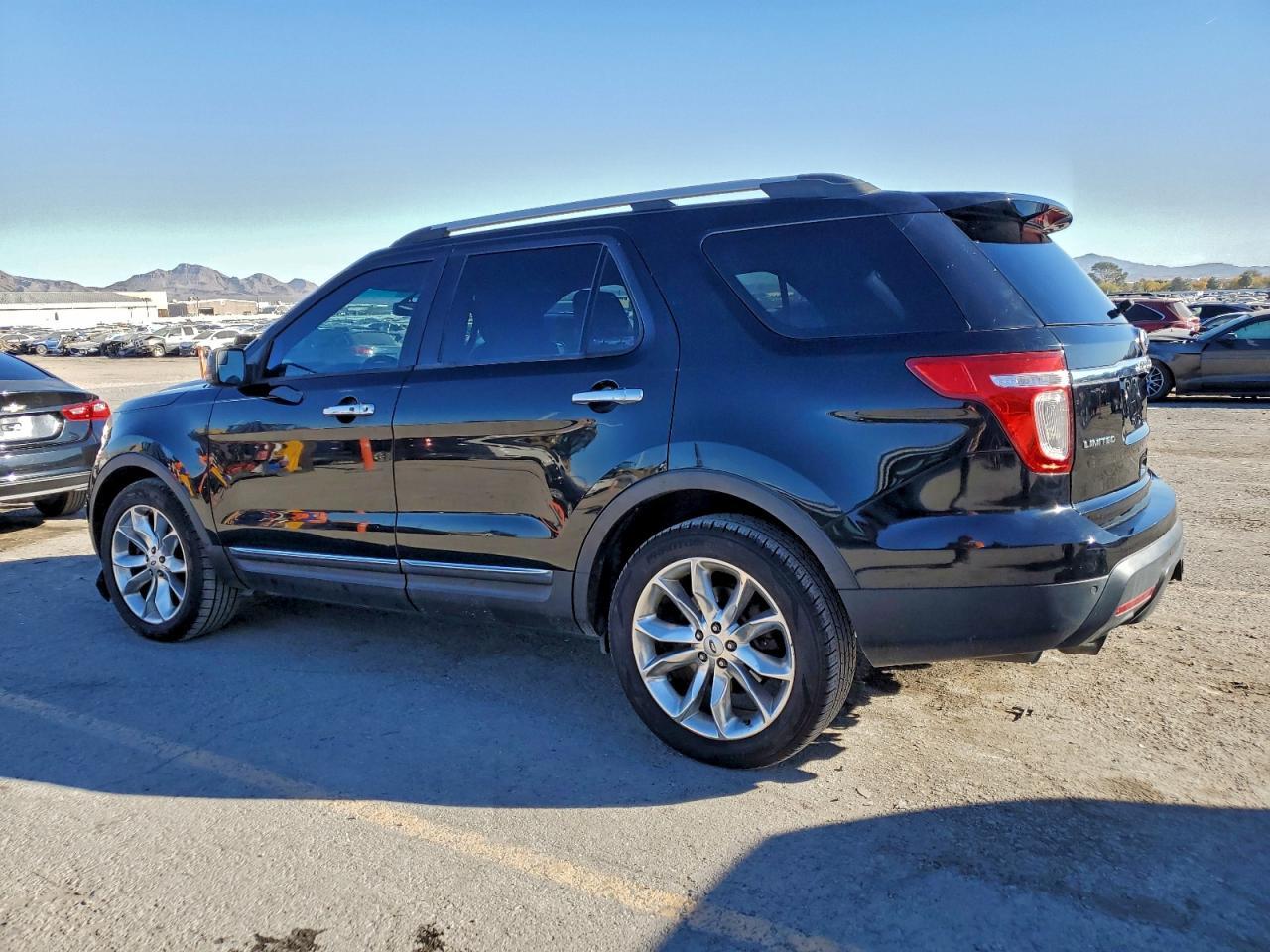 2012 Ford Explorer Limited - Image 2