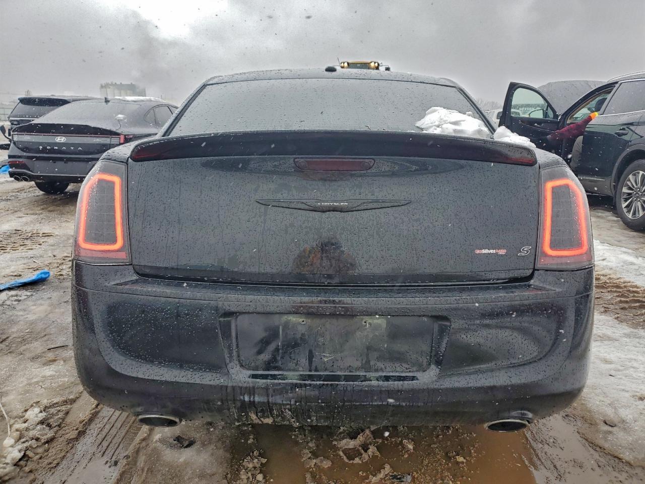 2013 Chrysler 300 S - Фото 6