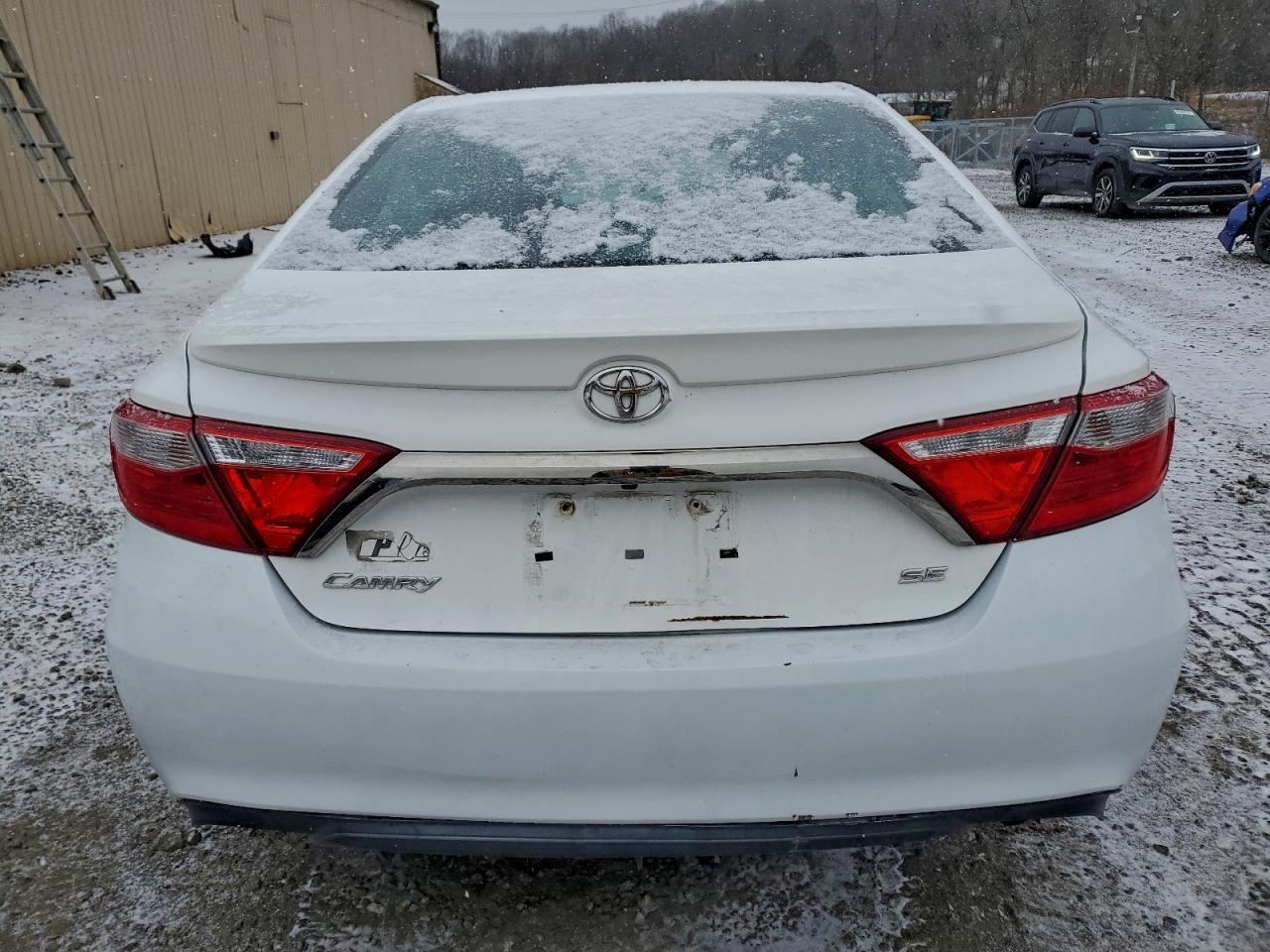 2016 Toyota Camry Le - Фото 6