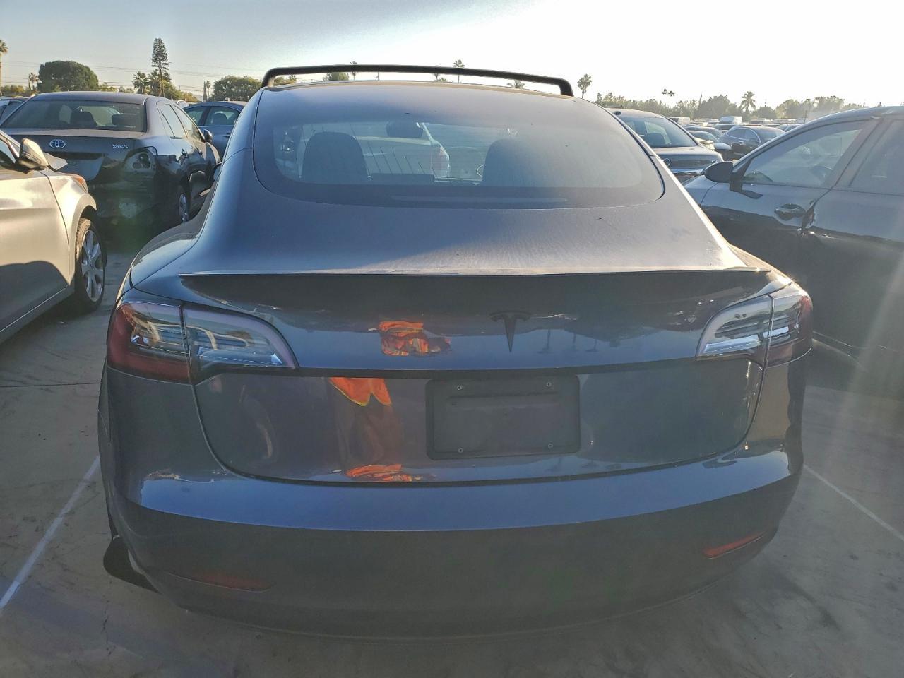 2019 Tesla Model 3 - Фото 6