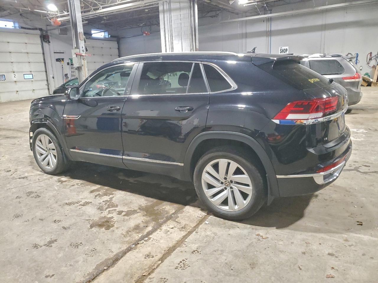 2021 Volkswagen Atlas Cross Sport Sel - Фото 2