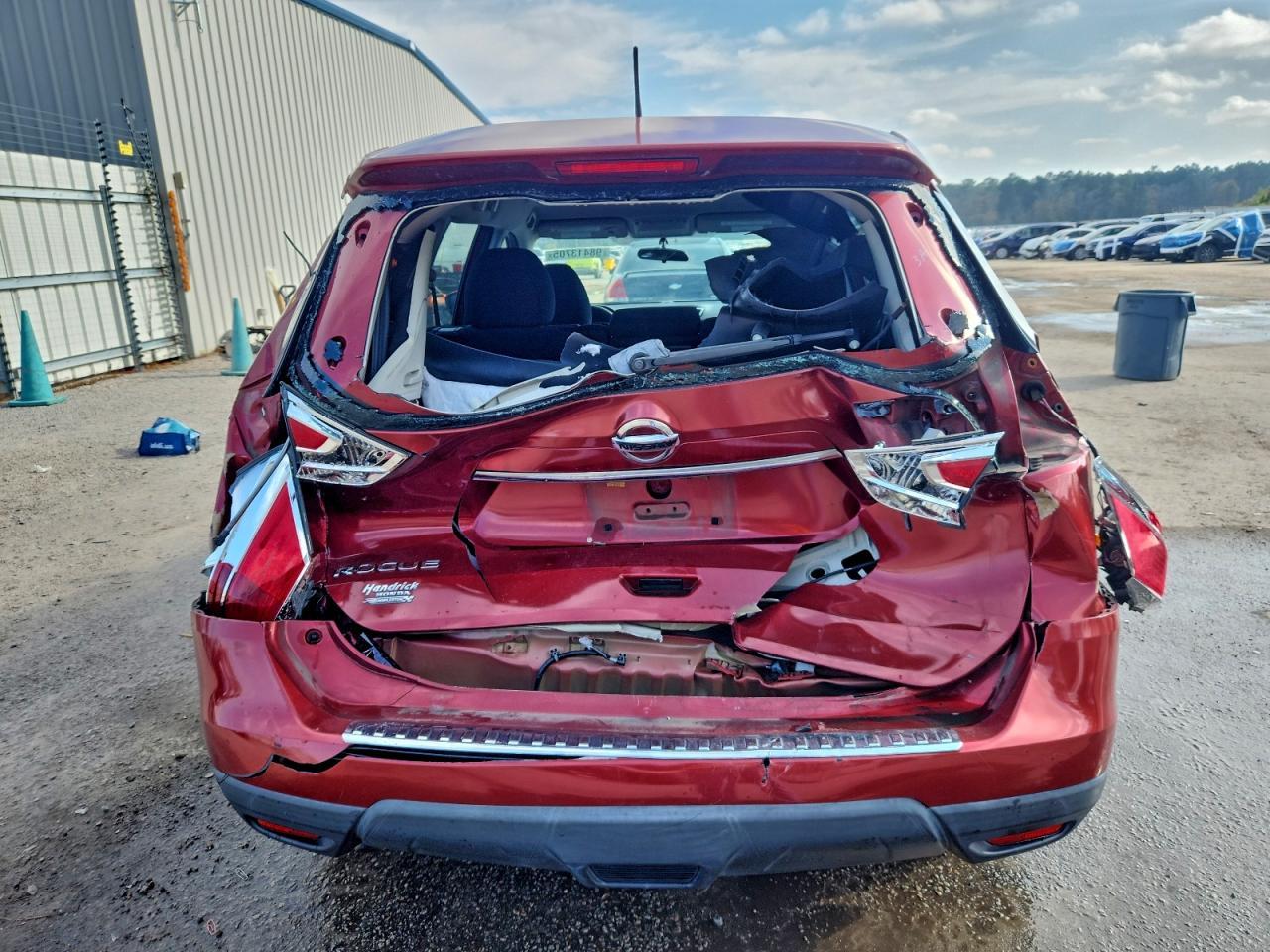 2016 Nissan Rogue S - Image 6