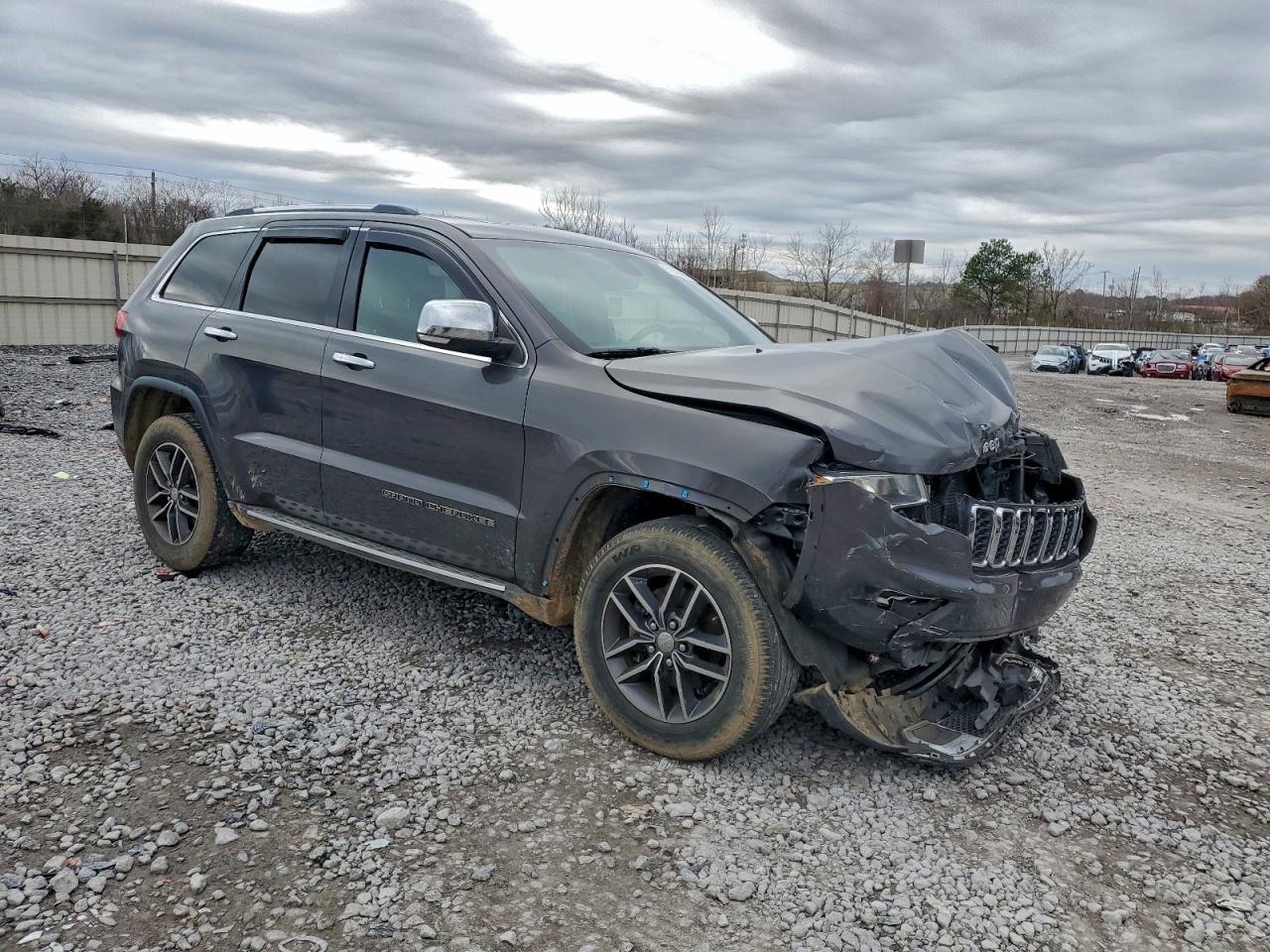 2017 Jeep Grand Cherokee Limited - Image 4