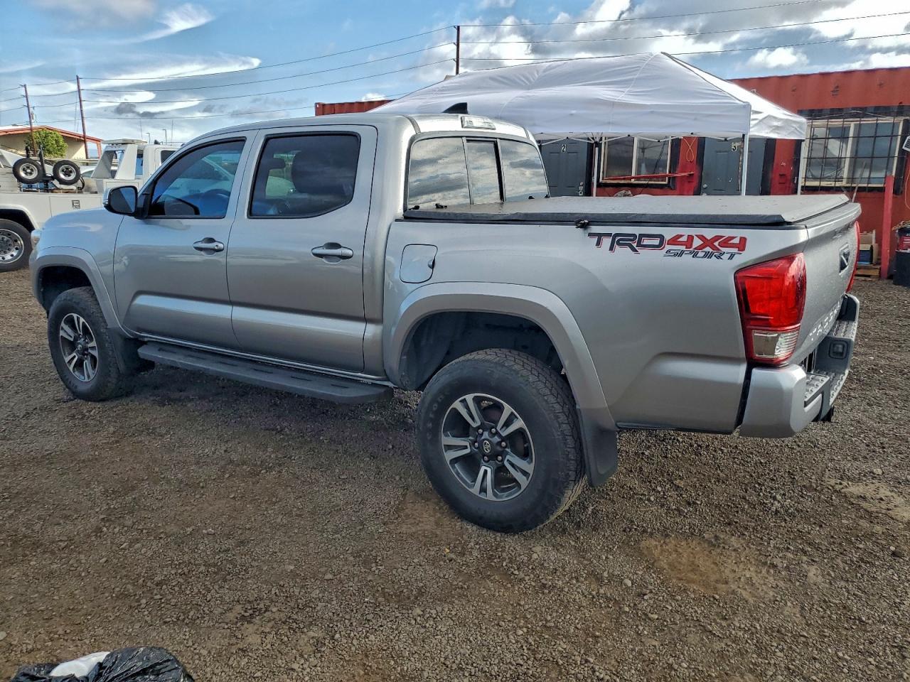 2016 Toyota Tacoma - Фото 2
