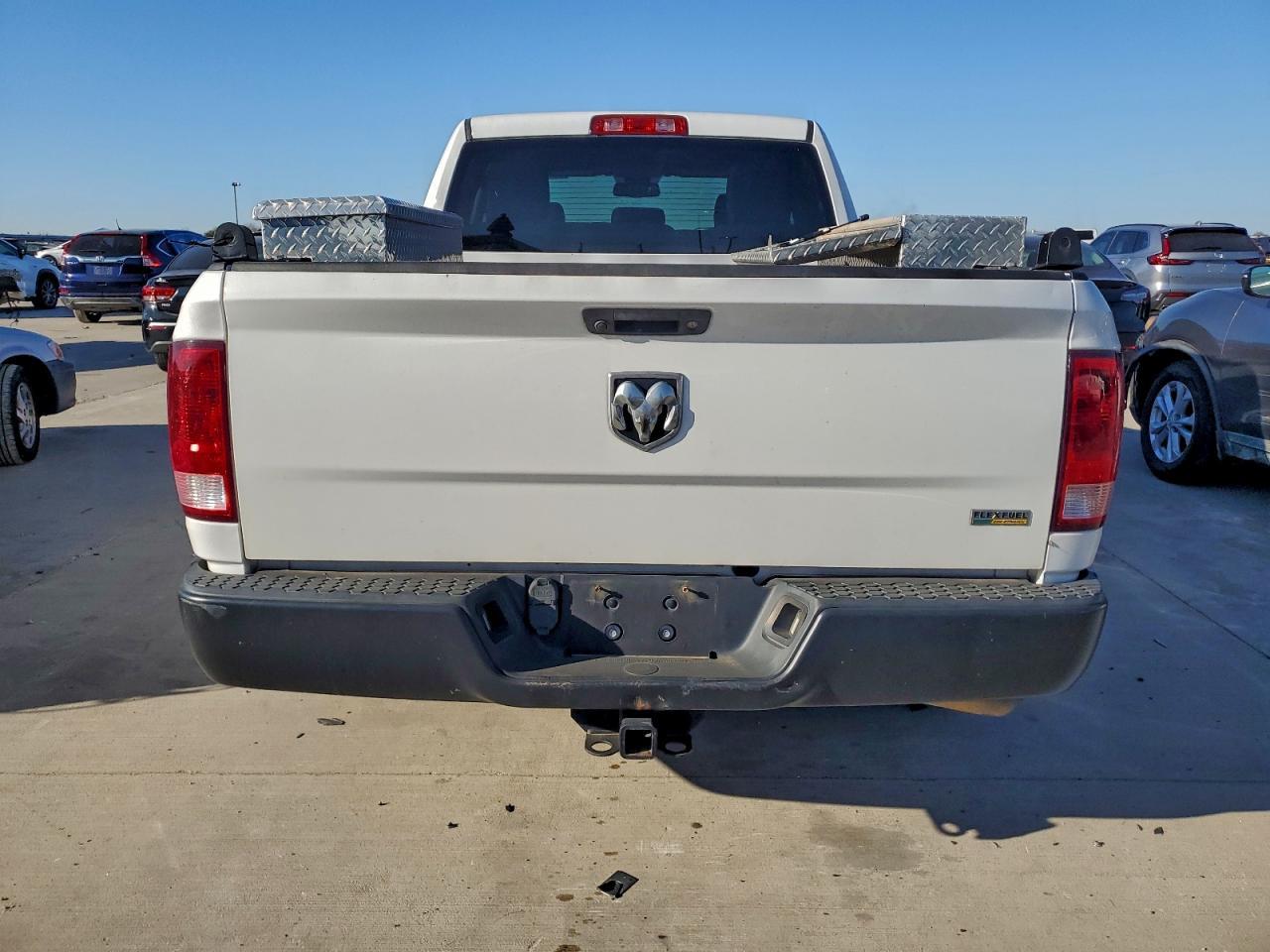 2019 Ram 1500 Classic Tradesman - Фото 6