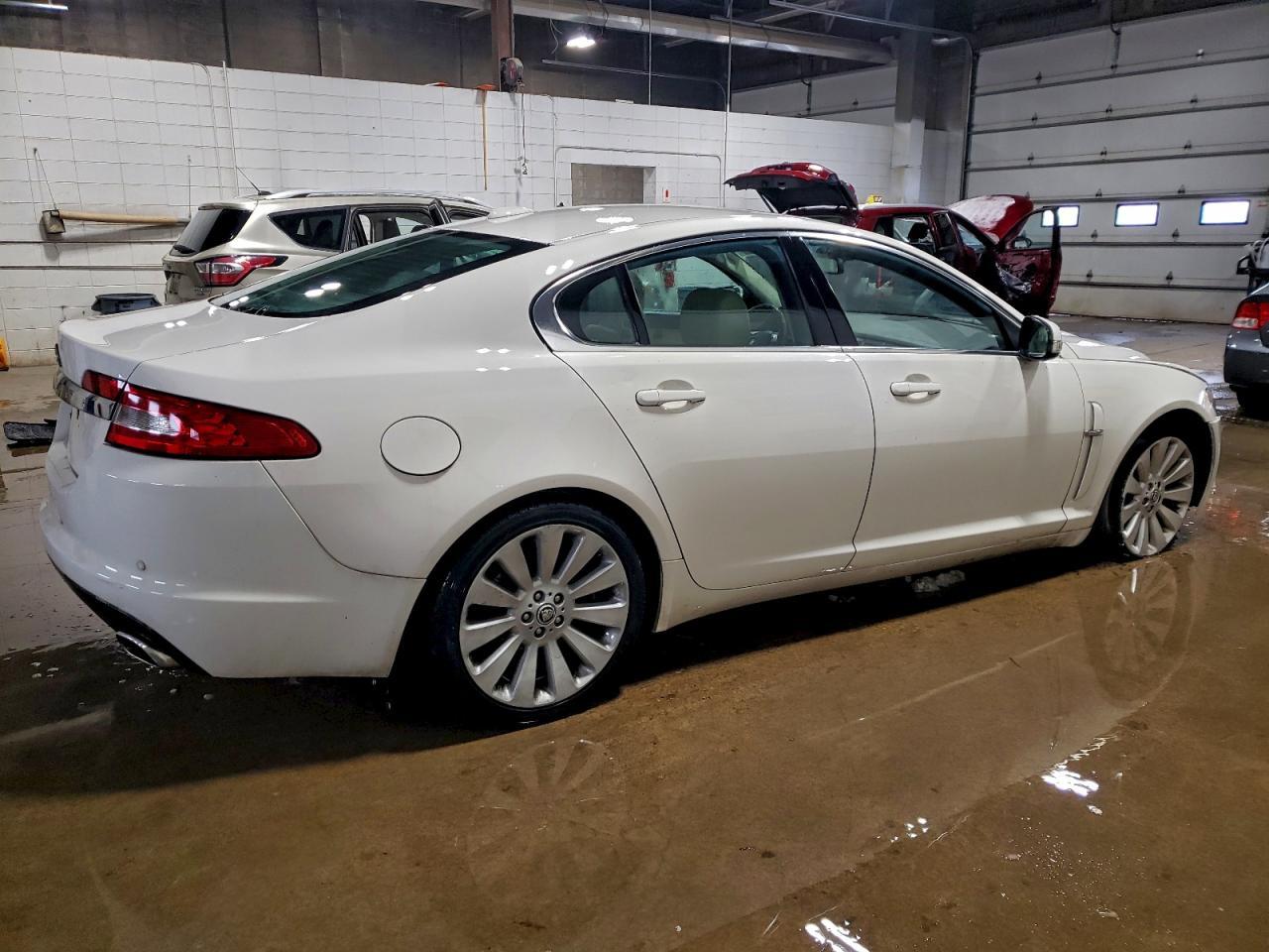 2009 Jaguar Xf Luxury - Фото 3