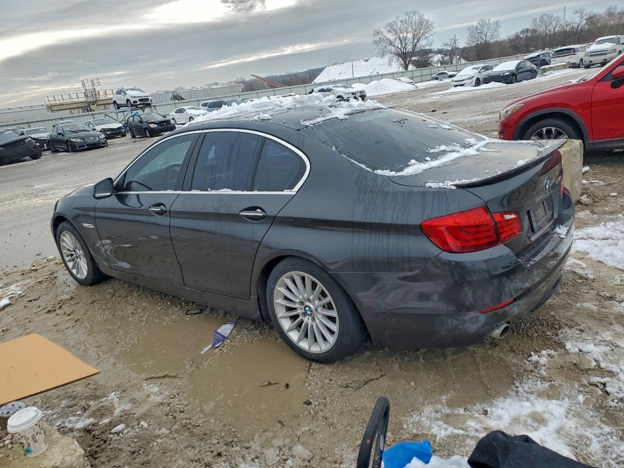 2011 BMW 535 I - Фото 2