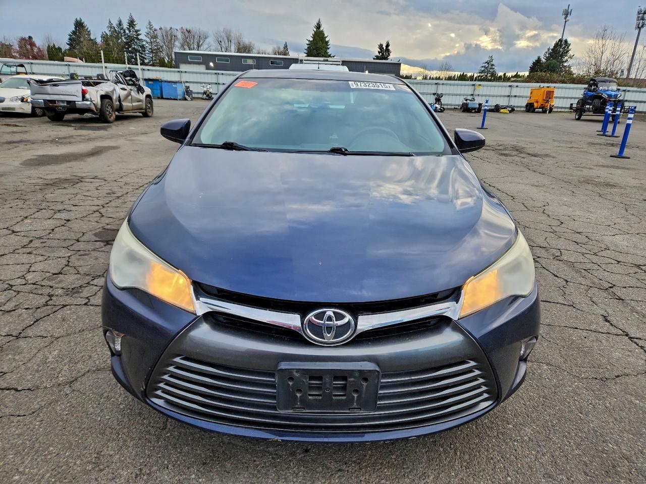 2015 Toyota Camry Le - Фото 5