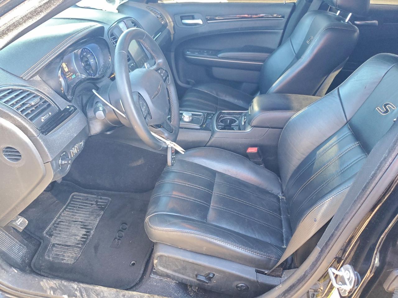 2016 Chrysler 300 S - Image 7