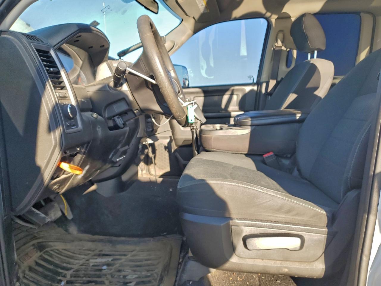 2022 Ram 1500 Classic Tradesman - Image 7