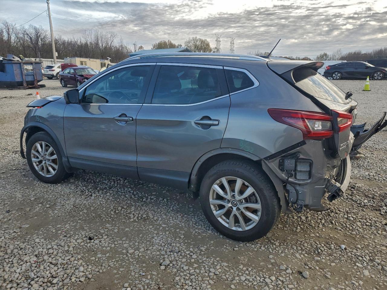 2022 Nissan Rogue Sport Sv - Фото 2