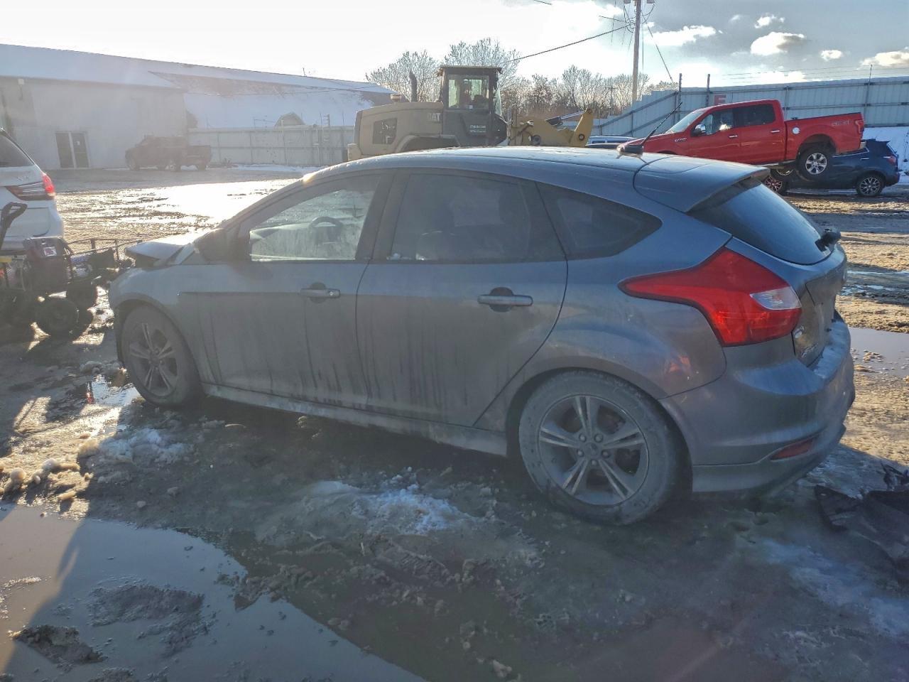 2014 Ford Focus Se - Фото 2