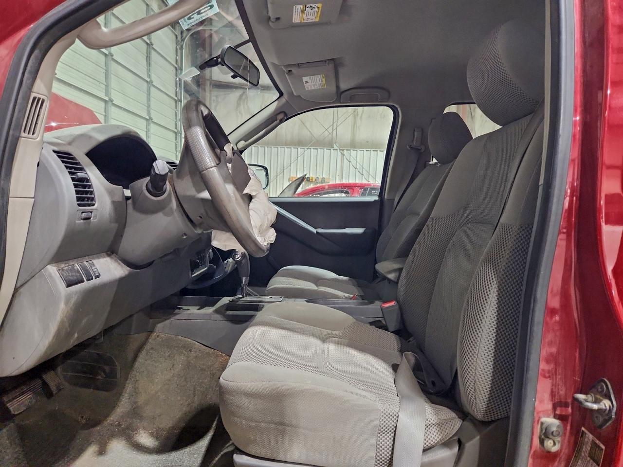 2011 Nissan Frontier S - Image 7