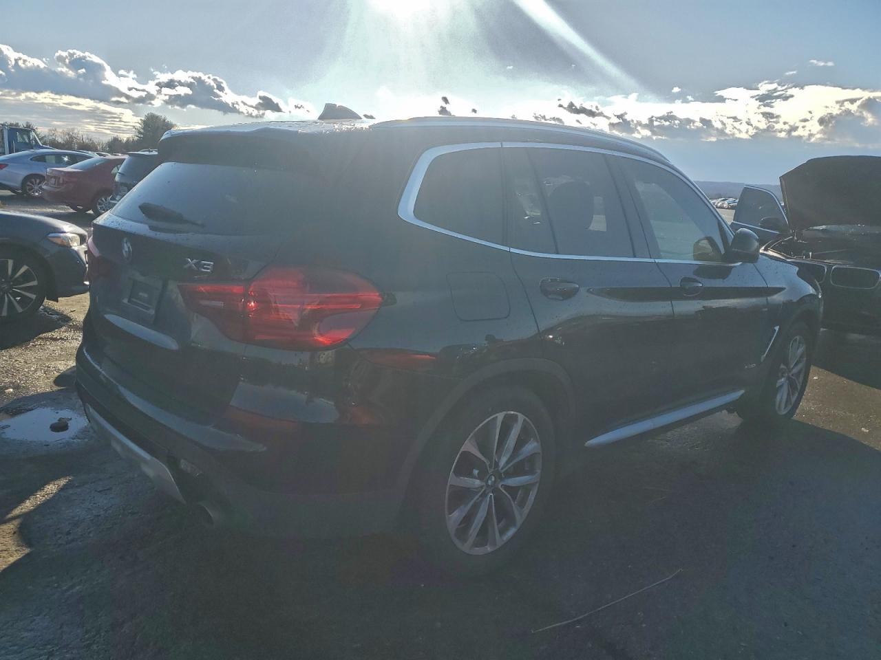 2018 BMW X3 xDrive30I - Image 3
