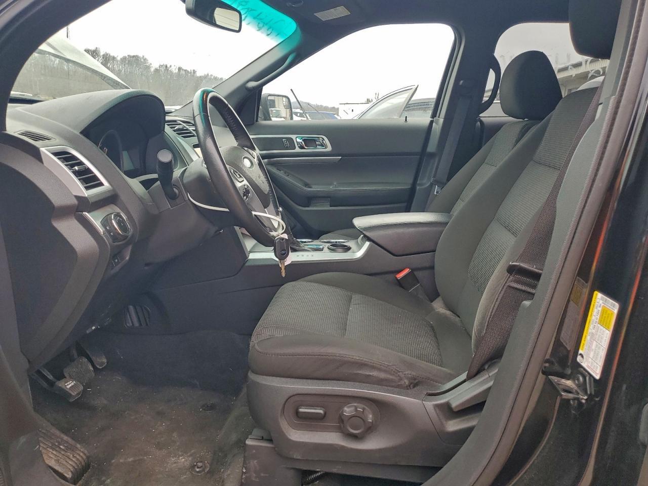 2011 Ford Explorer Xlt - Image 7