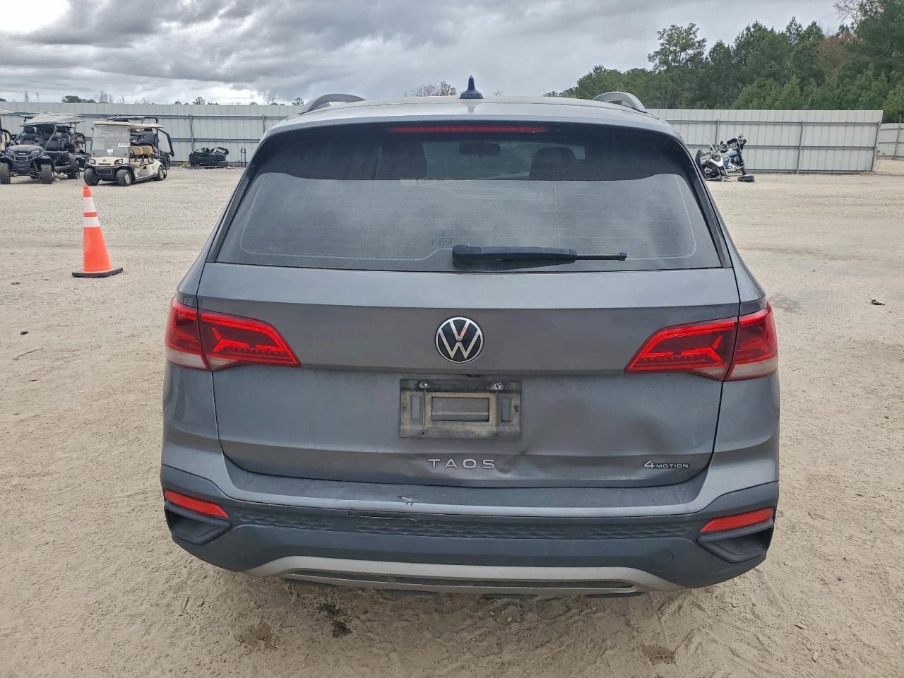 2022 Volkswagen Taos S - Фото 6