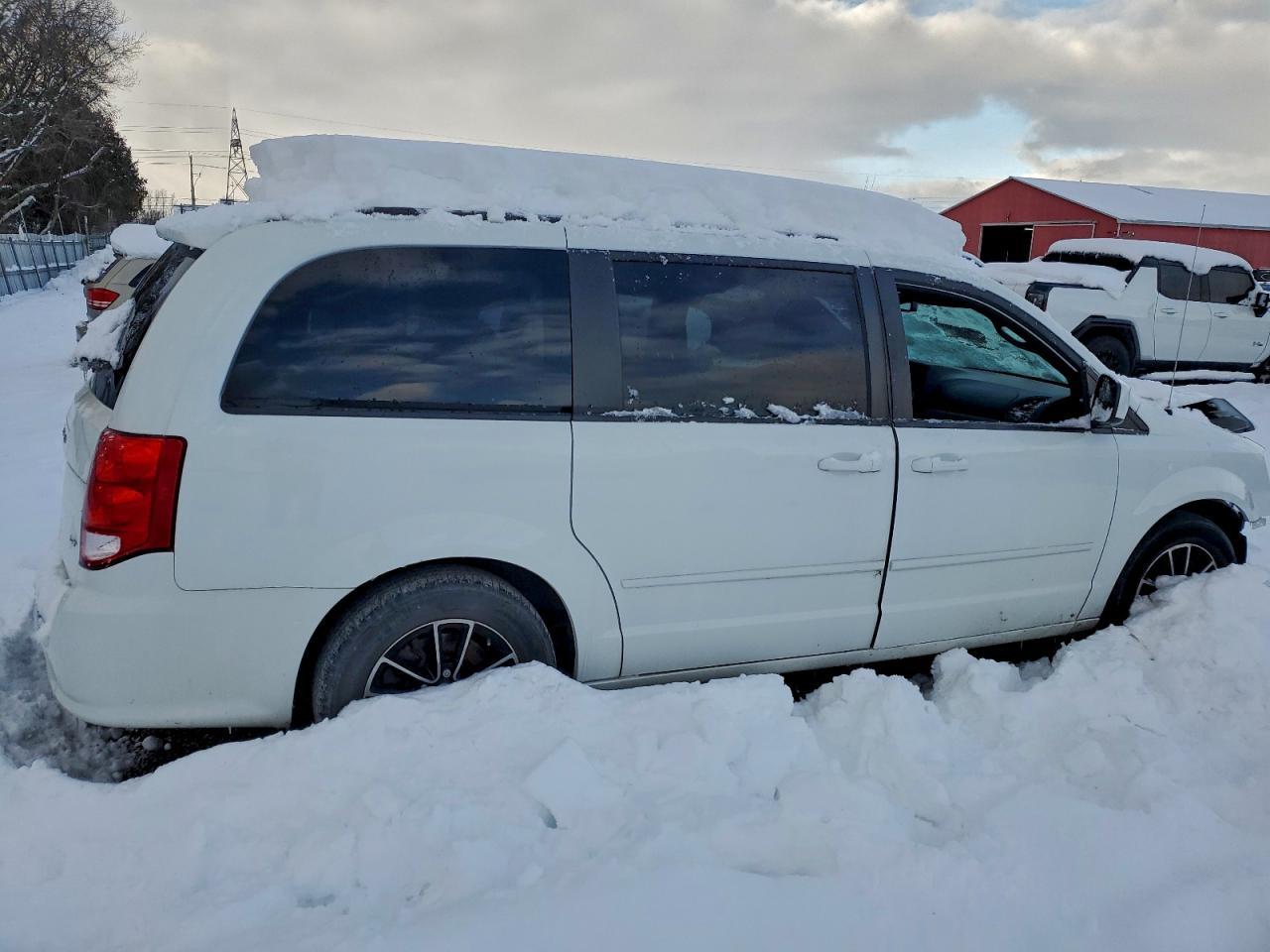 2017 Dodge Grand Caravan Gt - Image 3