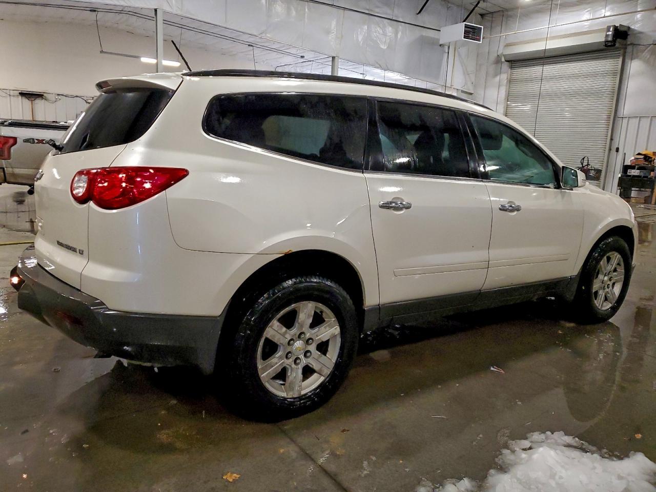 2011 Chevrolet Traverse Lt - Фото 3