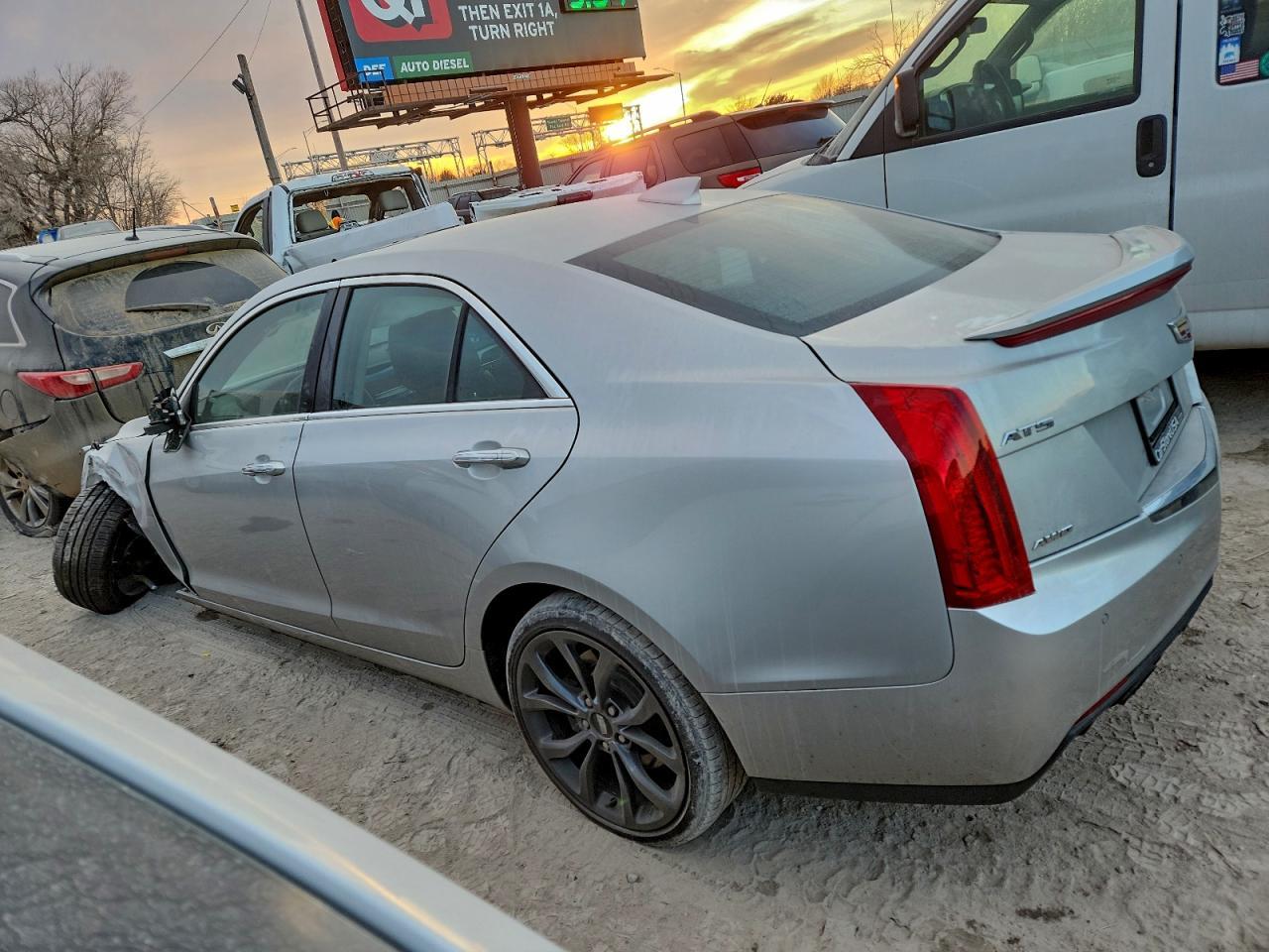 2018 Cadillac Ats Luxury - Фото 2