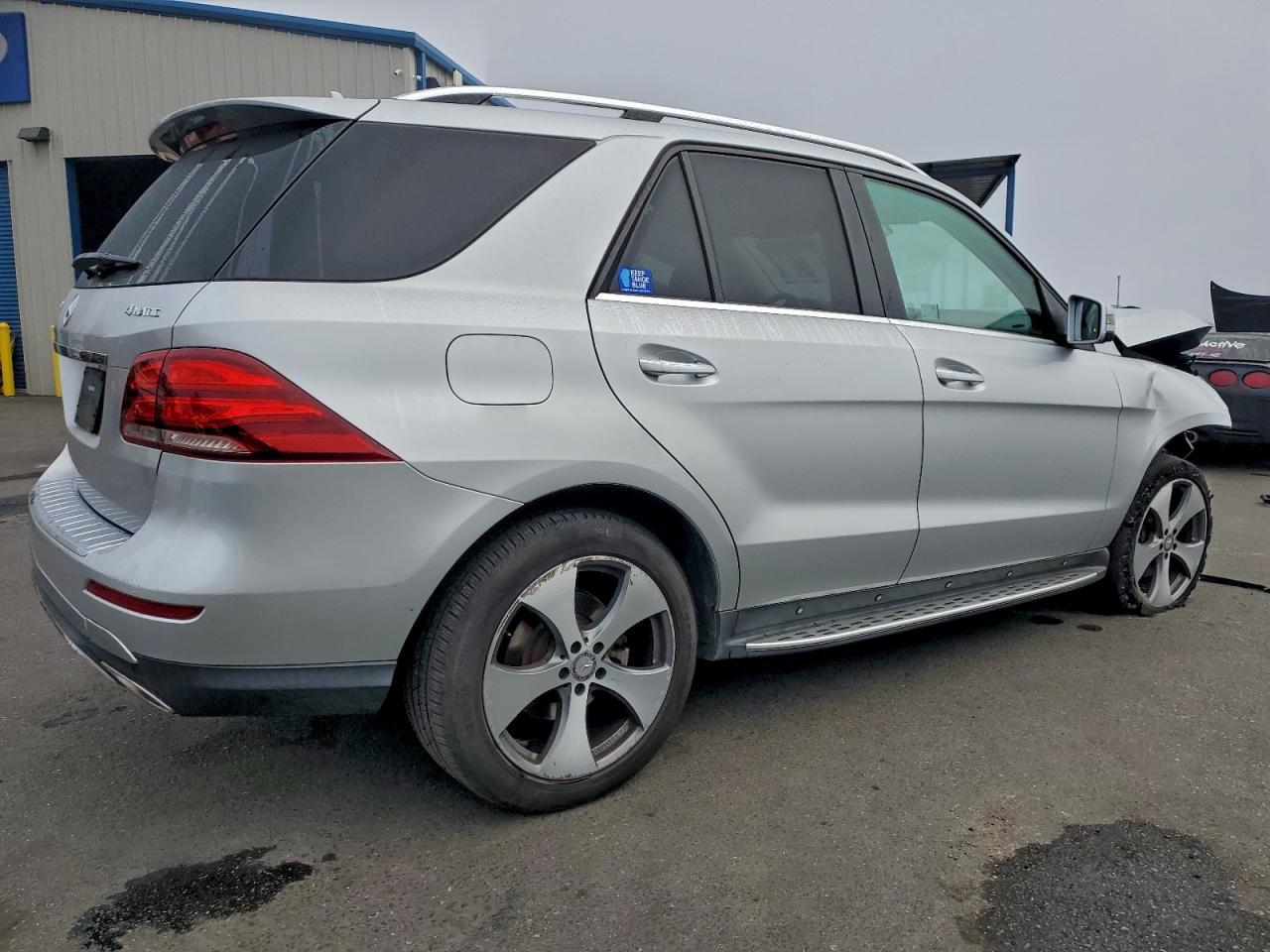 2016 Mercedes-Benz Gle 350 4Matic - Фото 3