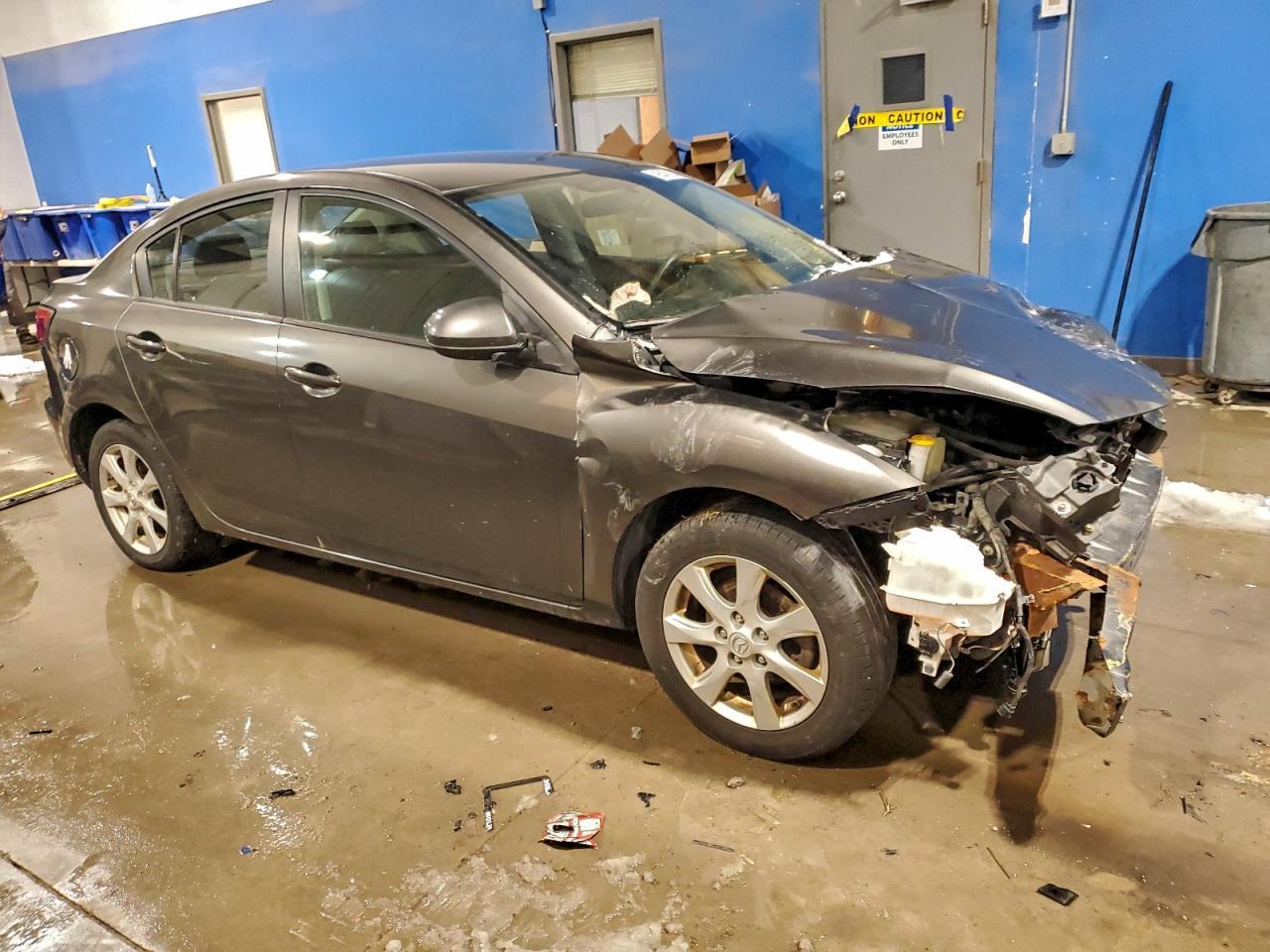 2011 Mazda 3 I - Image 4