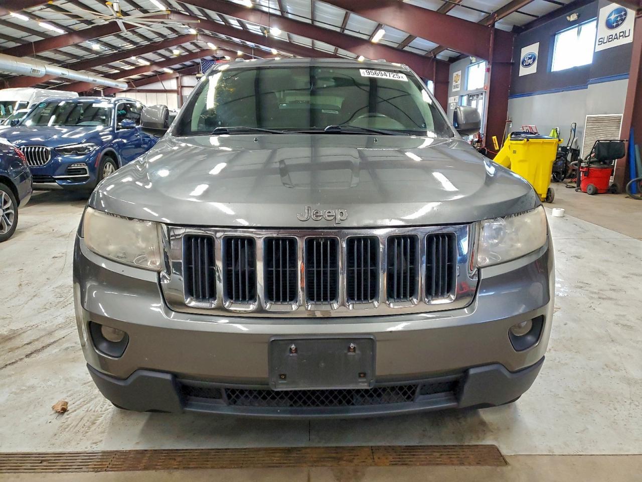 2012 Jeep Grand Cherokee Laredo - Image 5