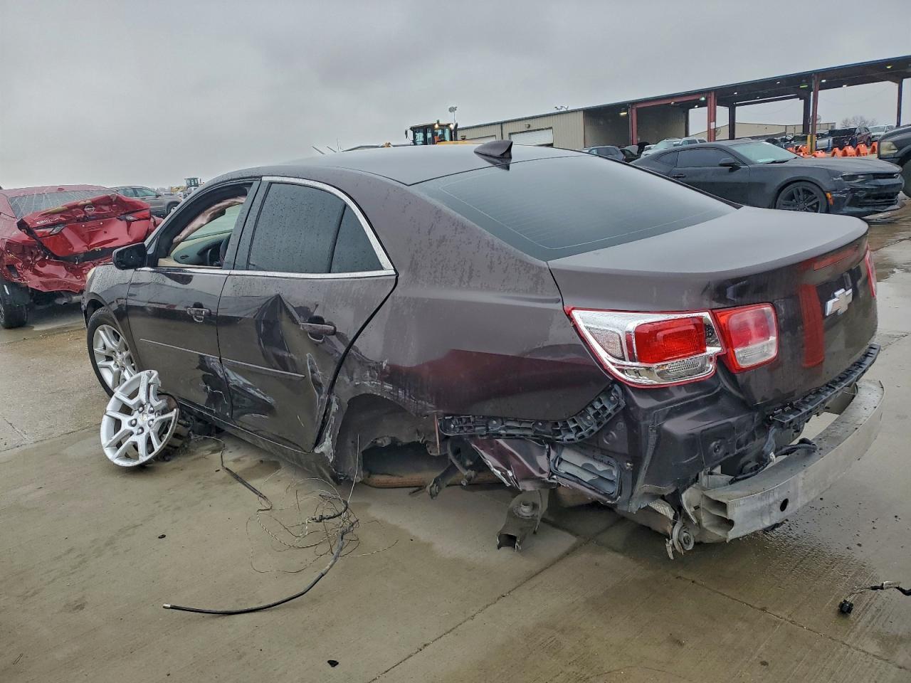 2015 Chevrolet Malibu 1Lt - Фото 2