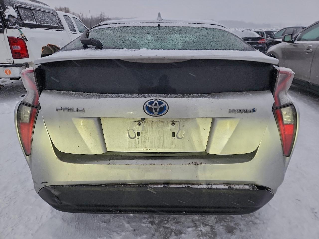 2016 Toyota Prius - Фото 6