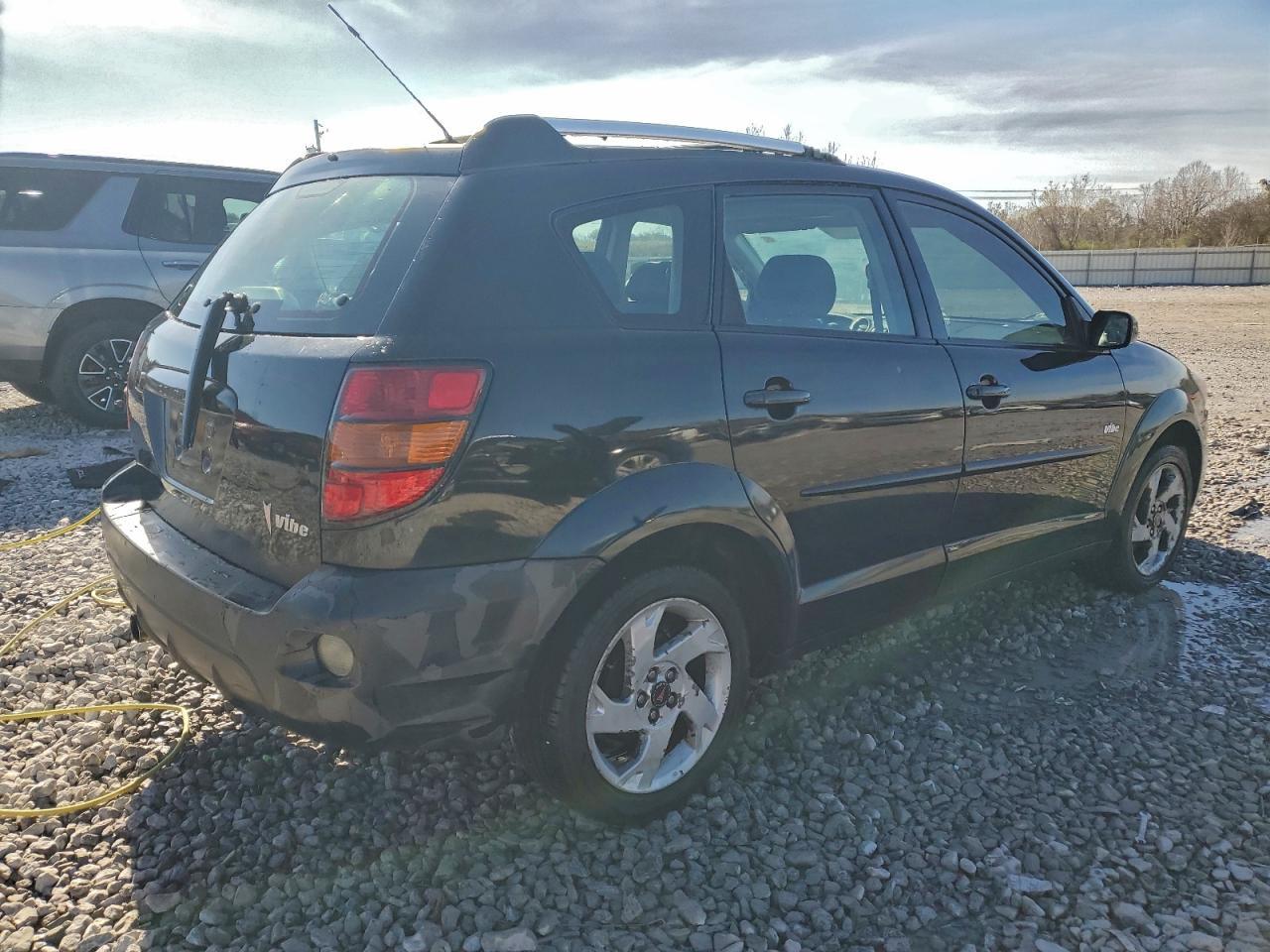 2003 Pontiac Vibe - Фото 3