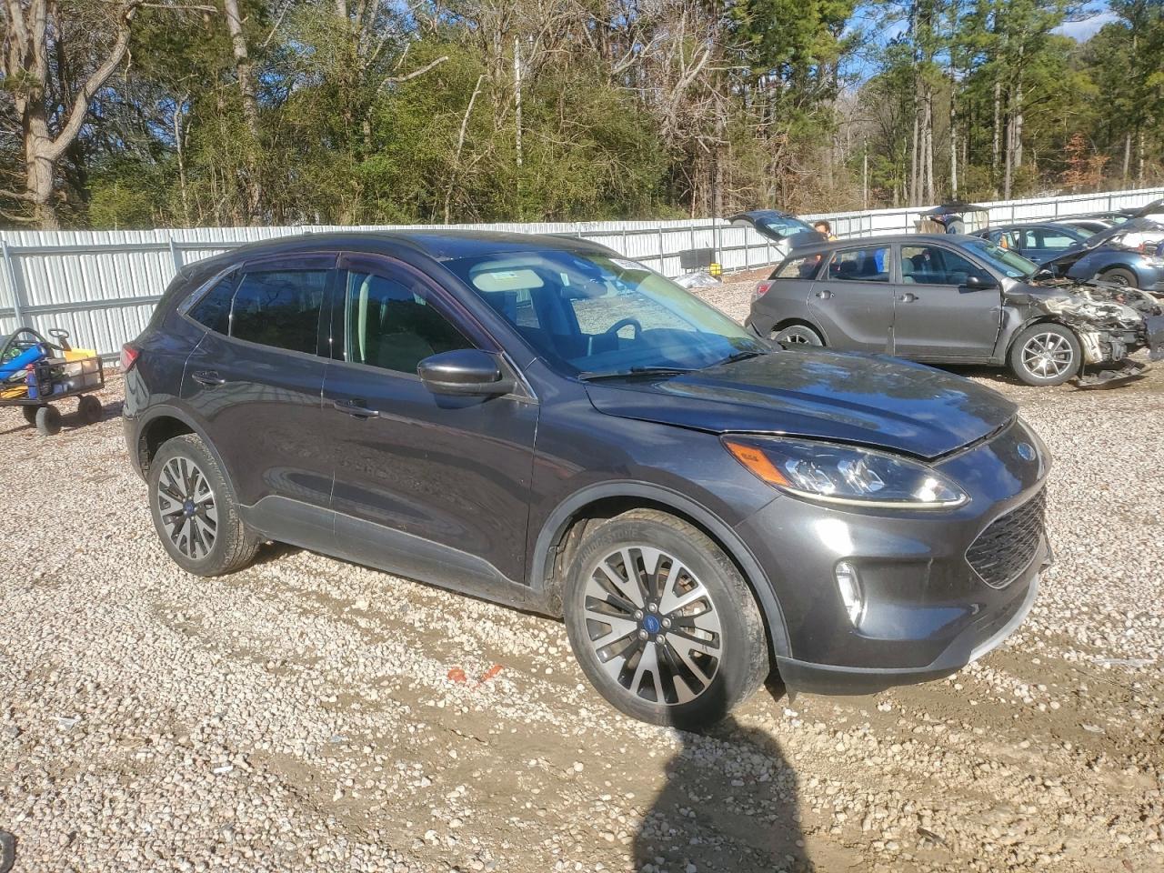 2020 Ford Escape Sel - Фото 4