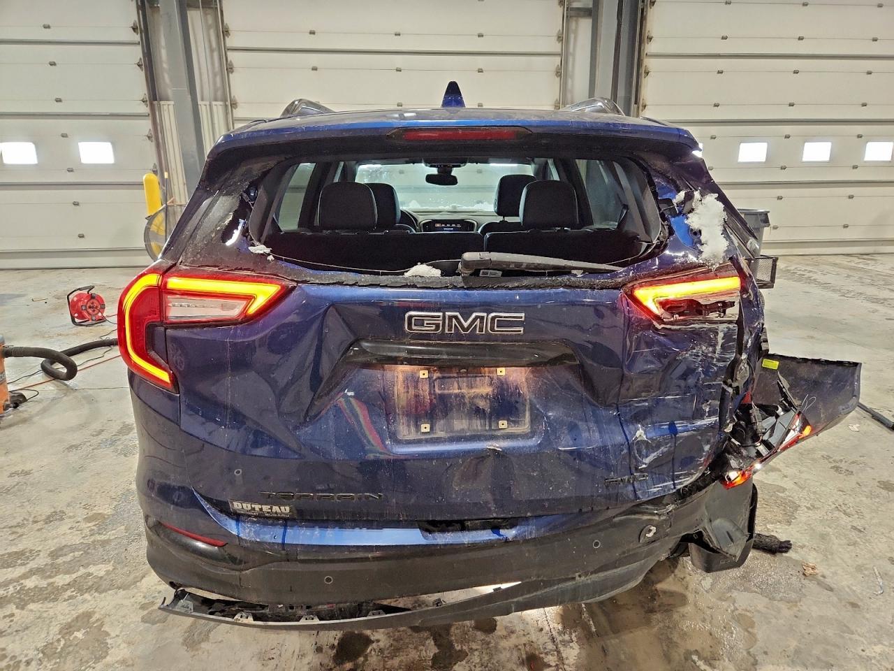 2023 GMC Terrain Slt - Фото 6