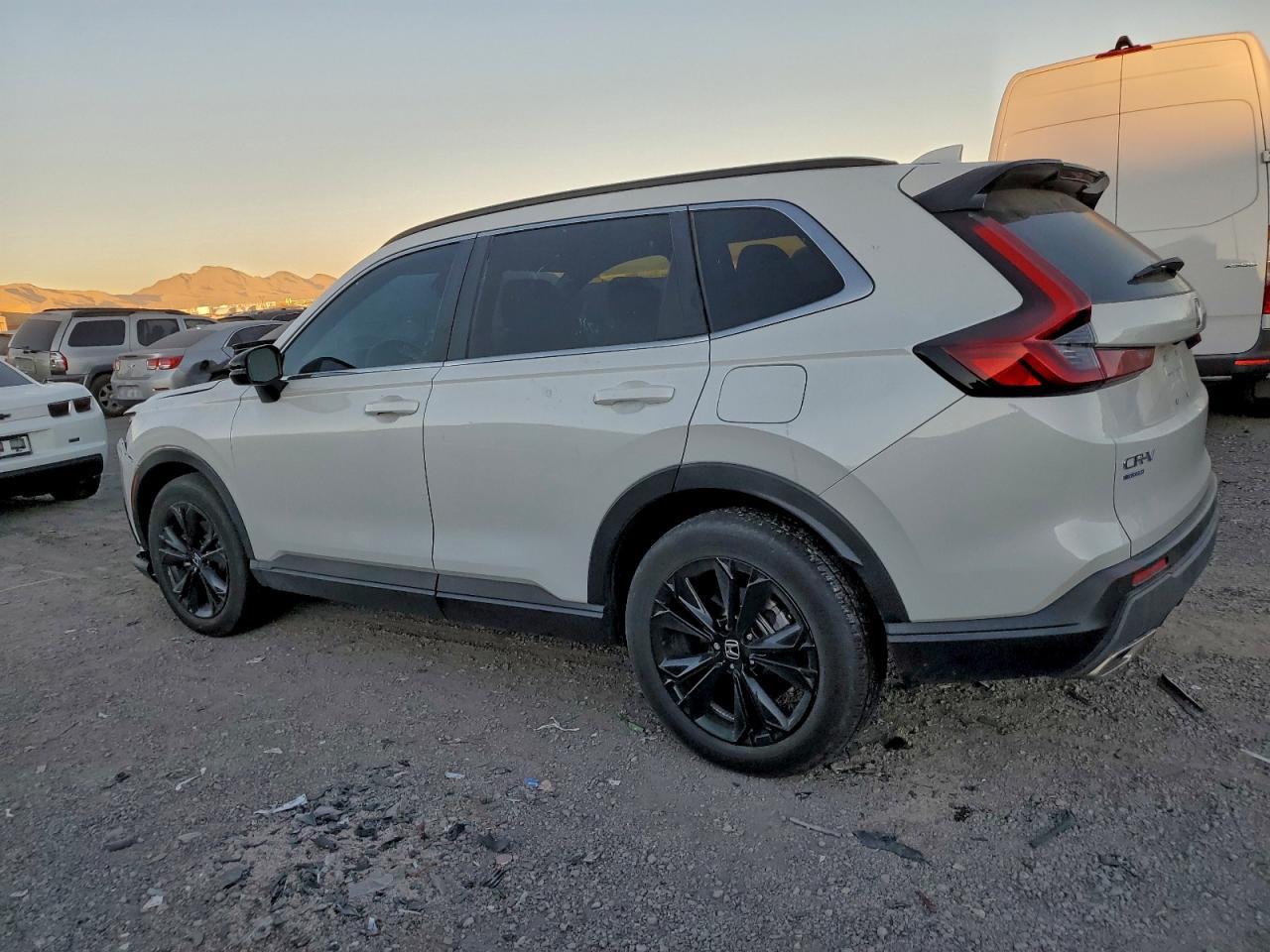 2023 Honda Cr-V Sport Touring - Image 2