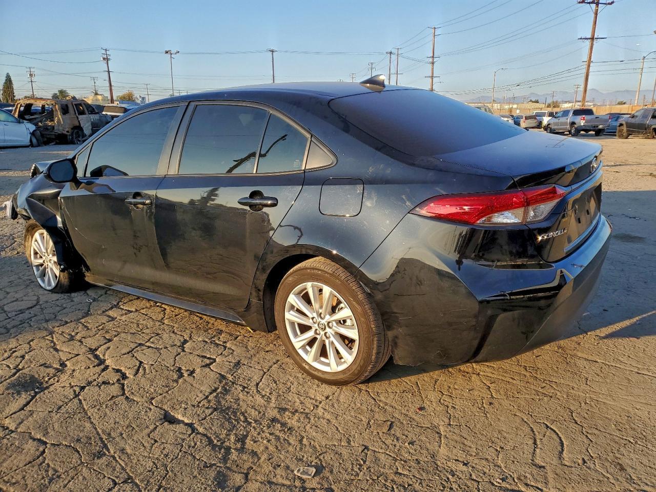 2024 Toyota Corolla Le - Фото 2